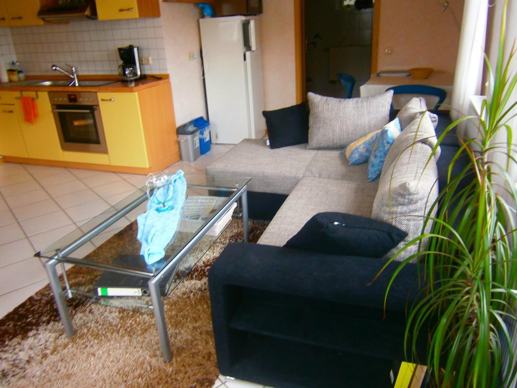 Nettersheim Eifeler Ferienwohnung الغرفة الصورة